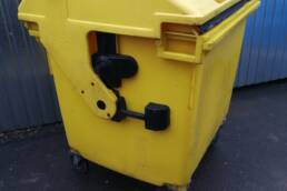 pojemniki na śmieci