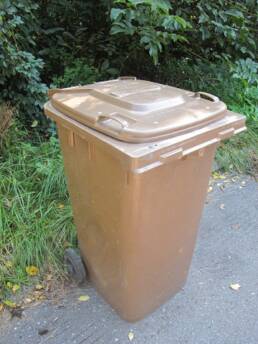 pojemniki na śmieci